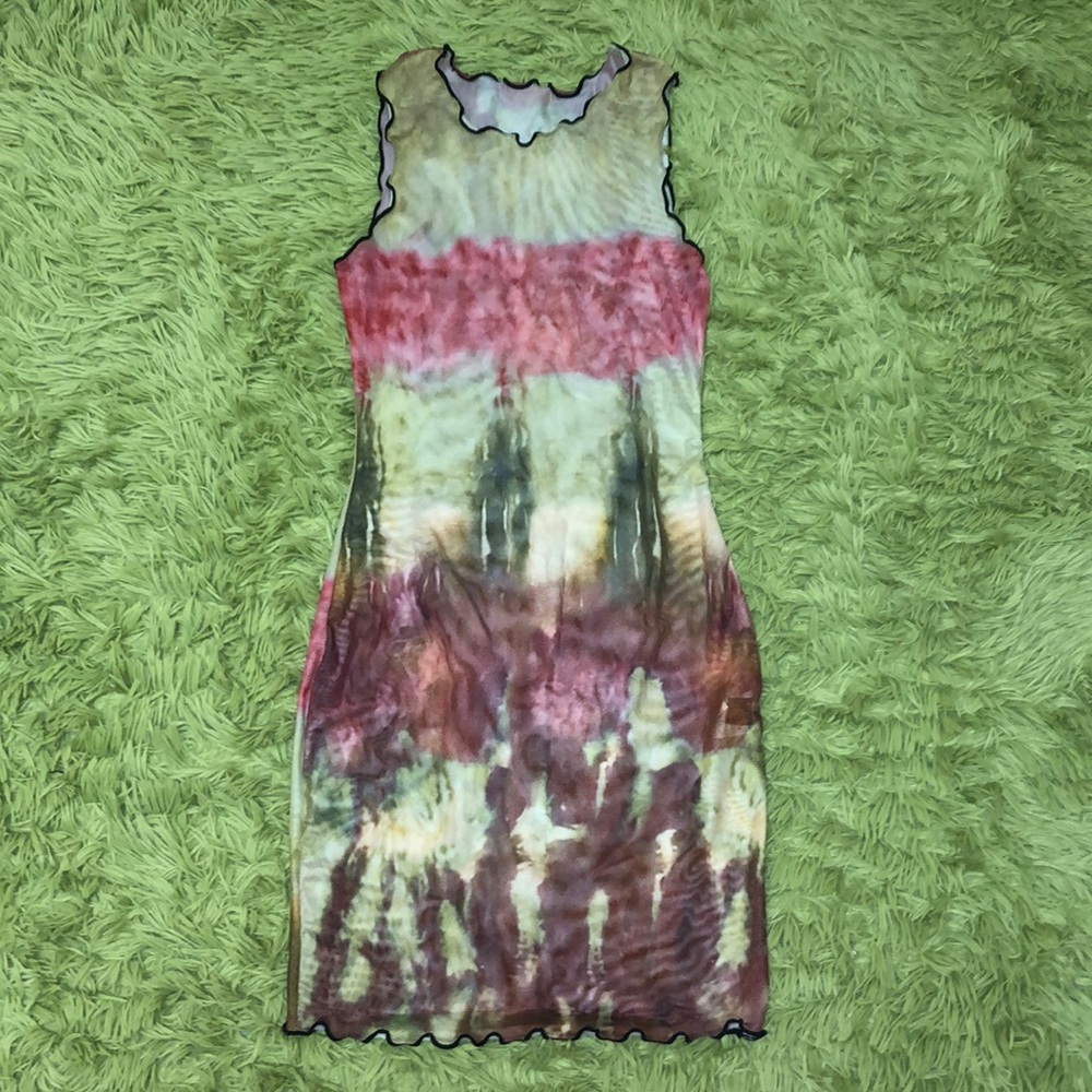 Lettuce Hem Mesh Patterned Dress👗